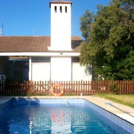 Spacious With Private Pool In Villa