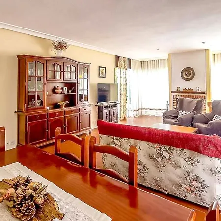 Spacious With Private Pool In * Valdecaballeros