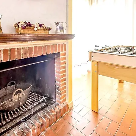 Spacious With Private Pool In Valdecaballeros