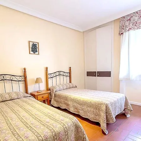 Spacious With Private Pool In Villa