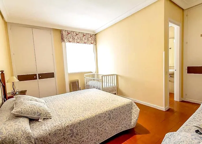 Villa Spacious With Private Pool In