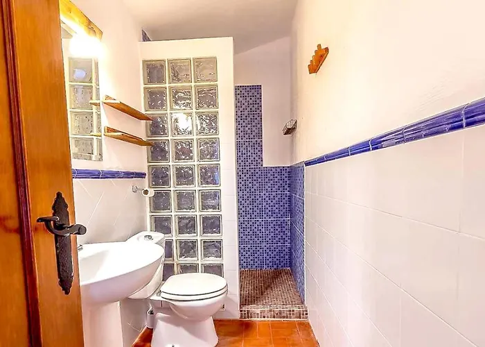 Spacious With Private Pool In Villa Valdecaballeros